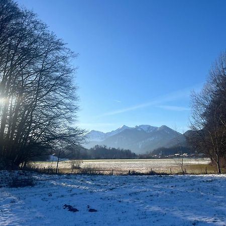 Charmantes Garten-Apartment: Erholung Im Chiemgau Unterwossen Bagian luar foto