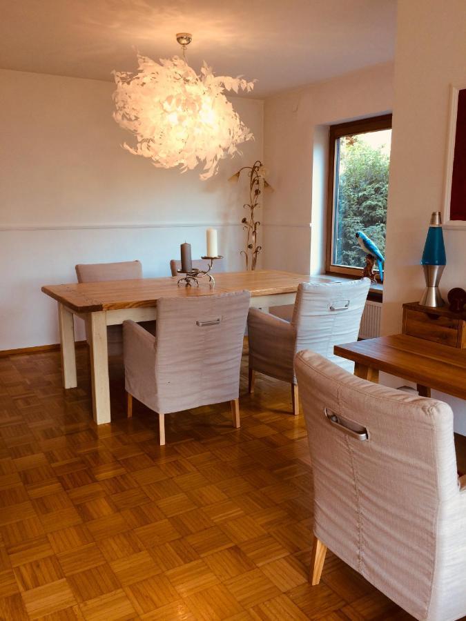 Charmantes Garten-Apartment: Erholung Im Chiemgau Unterwossen Bagian luar foto